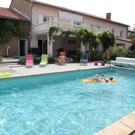וילה With Heated Swimming Pool And Spectacular View In Diverse Surroundings Nailloux