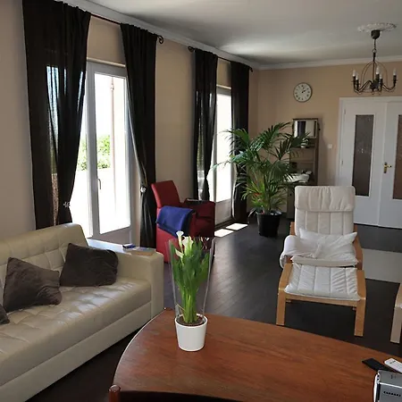 וילה With Heated Swimming Pool And Spectacular View In Diverse Surroundings Nailloux